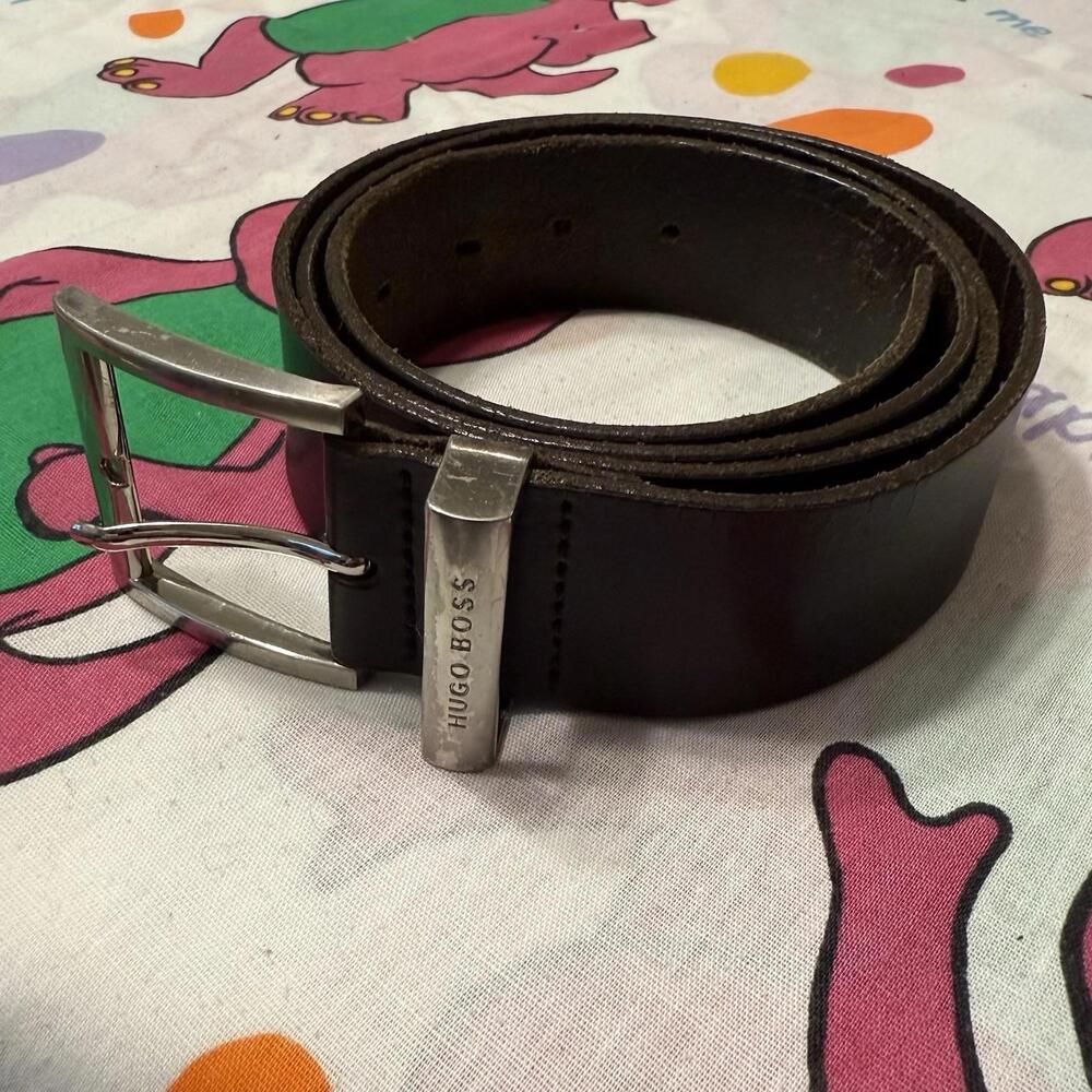 Vintage Hugo Boss Designer Mens US 36‎ Brown Leather Dress Belt Classic Italy